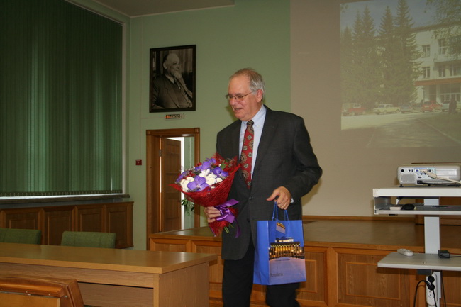 IMG_9037_625.jpg